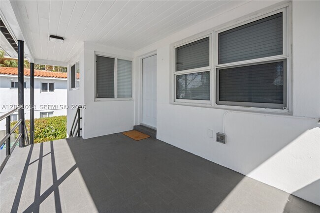 Photo - 2240 SW 16th St Unit U