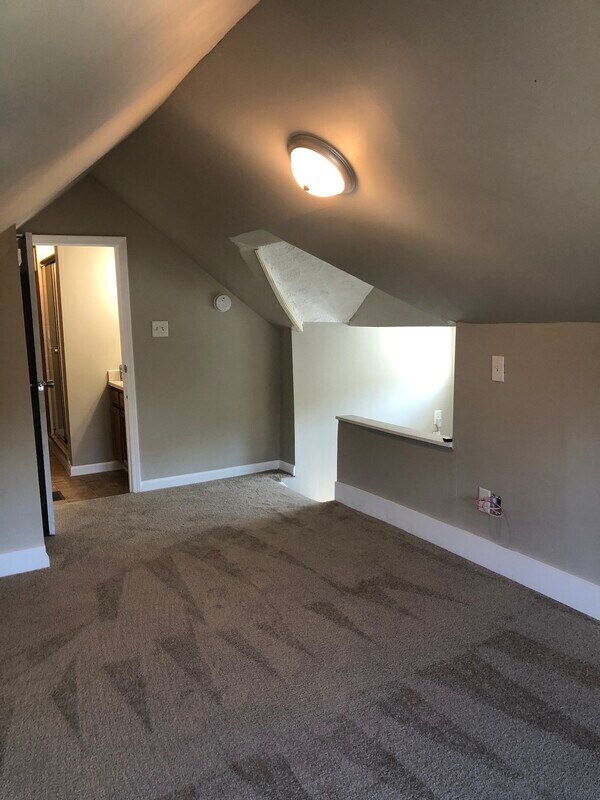 Photo - 131 Clinton St