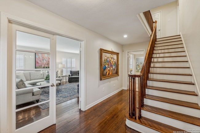 Photo - BEAUTIFUL 4-BEDROOM HOME IN TERRELL HILLS