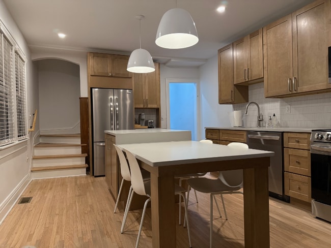 Building Photo - 1704-1706-1706 W 3rd Ave Rental
