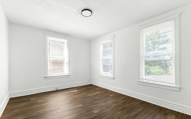 Photo - 4476 Margaretta Ave