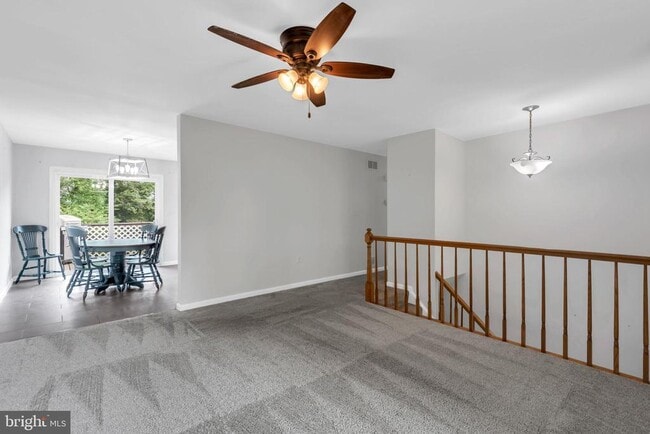 Photo - 644 Jasontown Rd