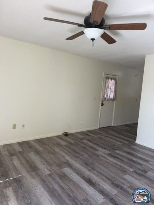 Photo - 711 Walnut Ave