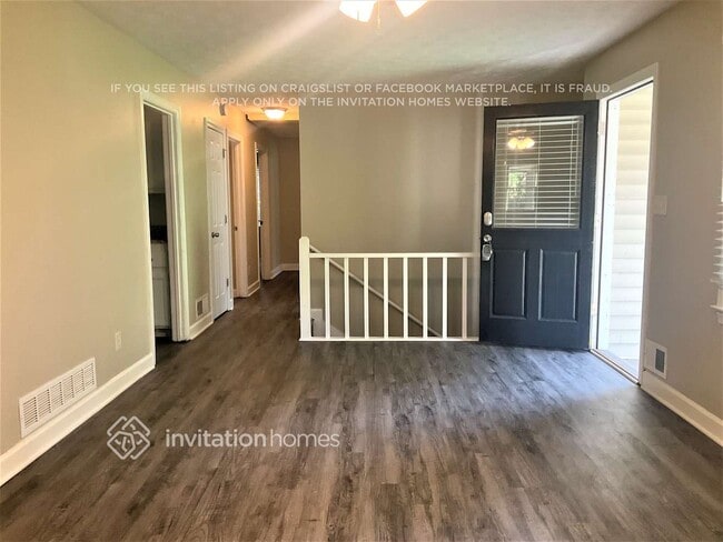 Photo - 3952 Butterfield Dr NW