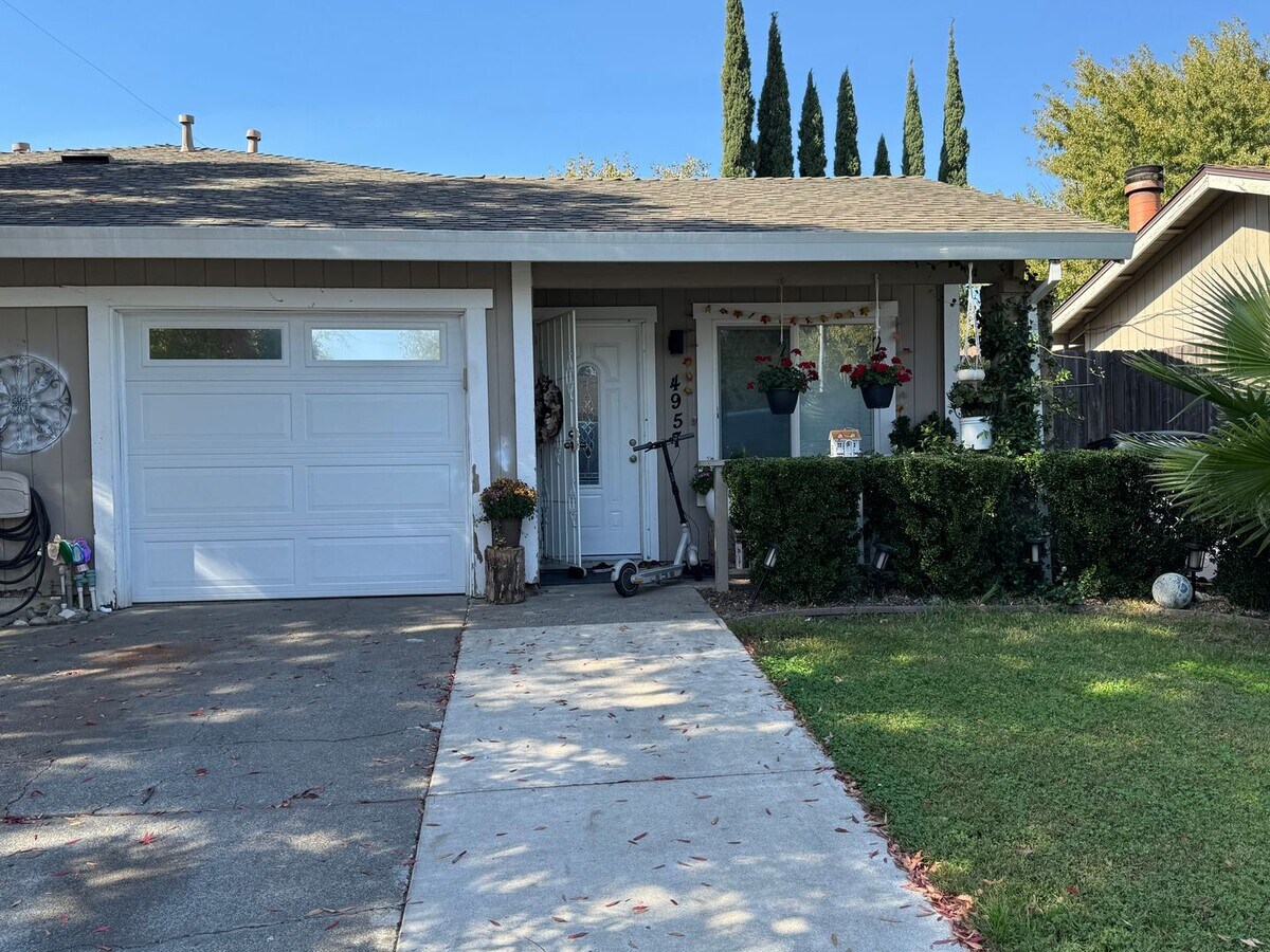 4955-4957 Saddlerock Way - 4955-4957 Saddlerock Way Unidad 4957 Saddlerock Way