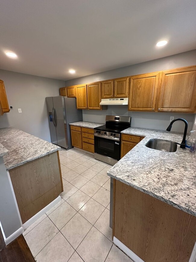 Photo - 683 Walton Ave