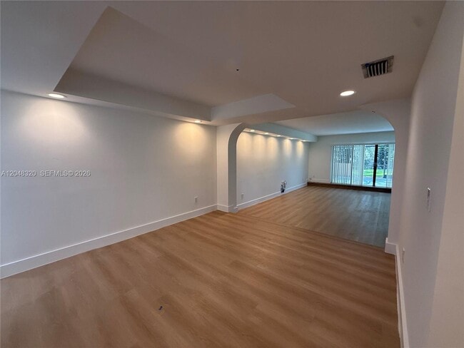 Photo - 3873 Alcantara Ave