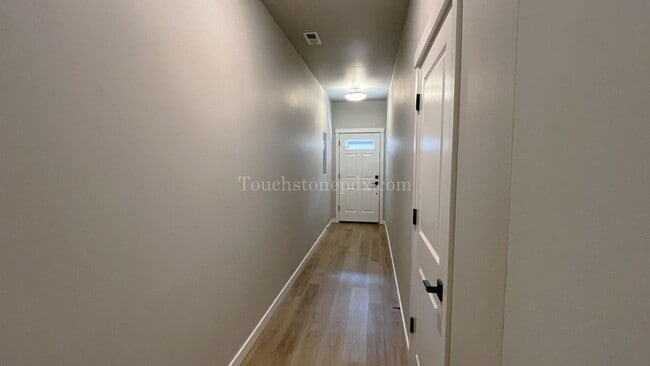 Photo - Modern 3-Bedroom Home!