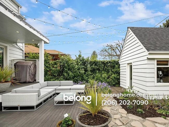 Photo - 2040 McGilvra Blvd E