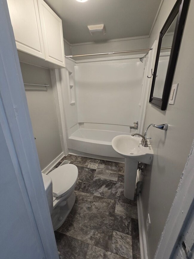 Photo - Two Bedroom Home located near Oliver Stree...