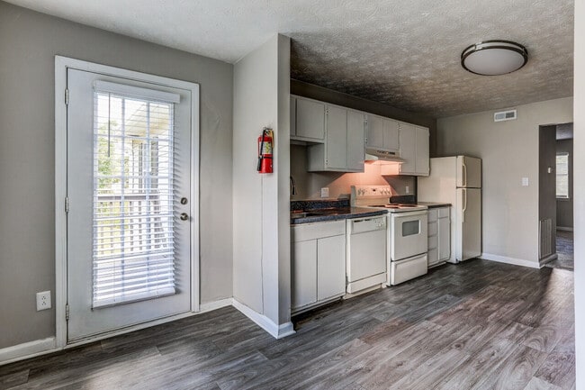 Photo - Meadow Crossing