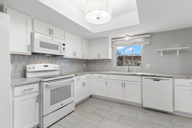 Photo - "Spacious 2-Bed, 2-Bath Condo Oasis in Prime Clearwater Location – 55+ COMMUNITY