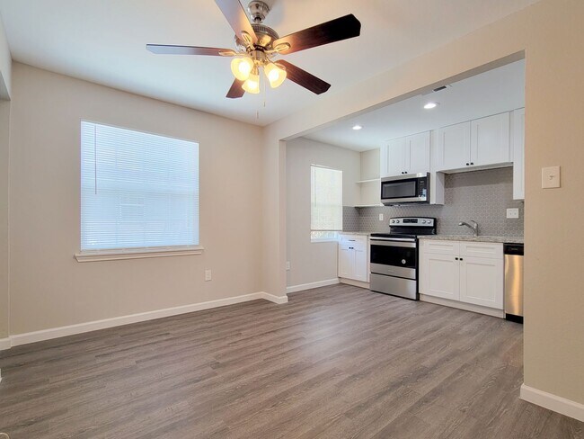 Photo - 3102 Wentworth St