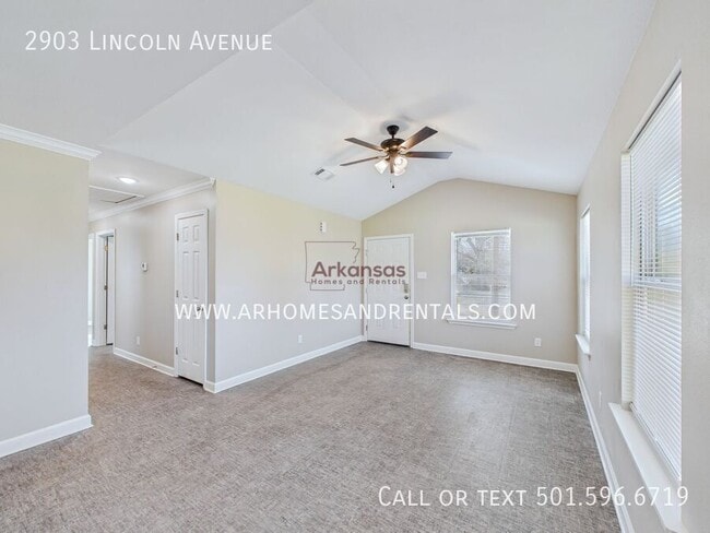 Photo - 2903 Lincoln Ave