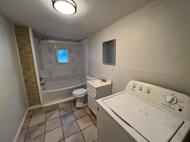 Photo - 2027 E 36th St Unit 2027 1/2 East 36th St