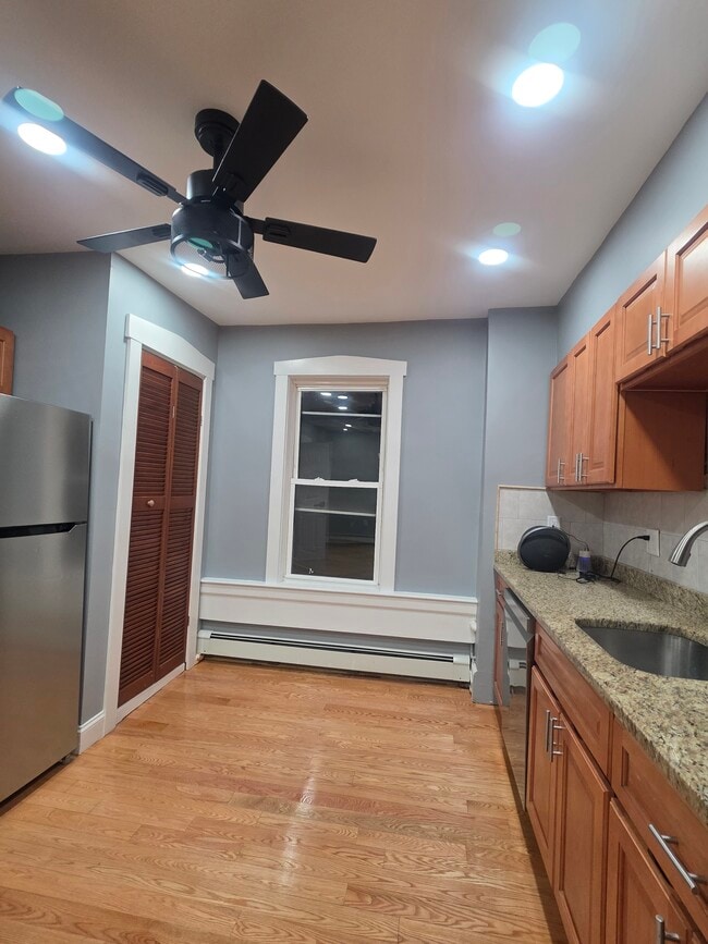 Photo - 18 Mascot St