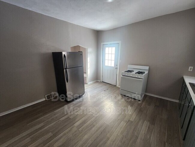 Photo - 2903 Stayton St Unidad 1