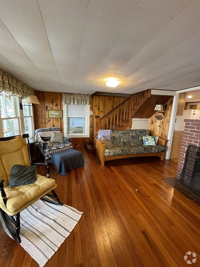 Building Photo - 65 Sebago Rd Rental