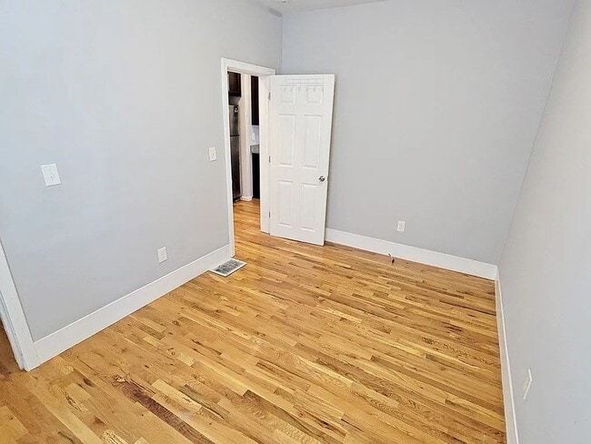 39 Pinckney St Unit 1