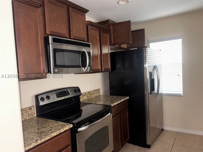 Photo - 362 Carina Cir