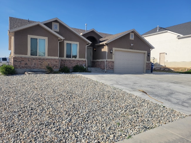 Building Photo - 6951 Otter Creek Dr Rental