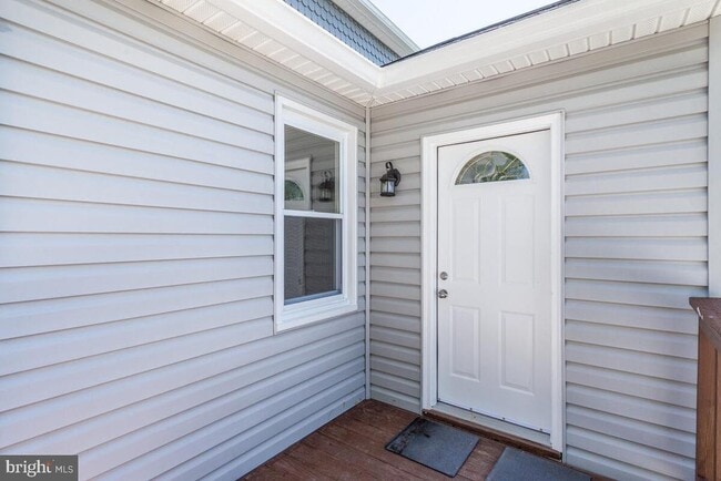 Photo - 1227 Tyler Ave