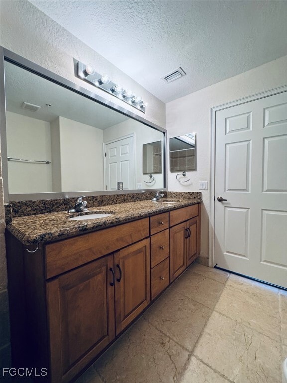 Building Photo - 13100 Bella Casa Cir Unit 127