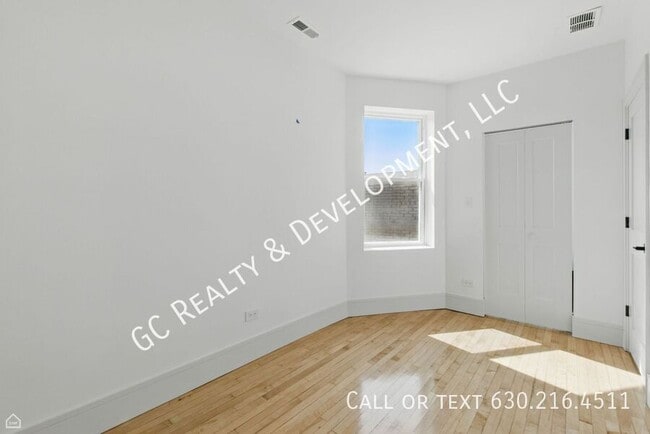 Photo - 1928 W 21st St Unit 2R