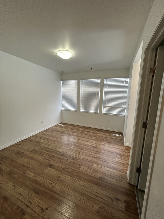 Photo - 12148 105 St Unit 12148 - Main