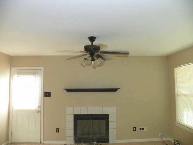 Photo - 509 Texas Ave