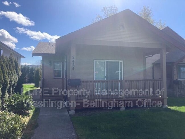 Photo - 2424 Racine St