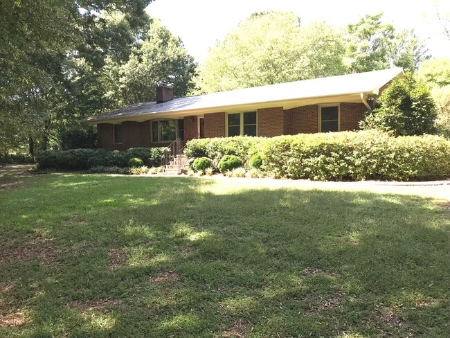 Building Photo - 6156 Mt Gallant Rd