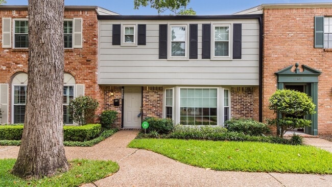 Photo - 12615 Huntingwick Dr