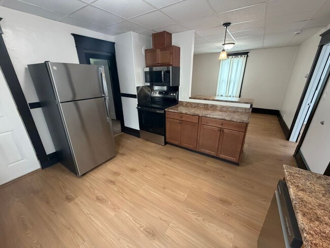 Photo - 37 Beauregard St Unit 37 Beauregard St - 1st Floor