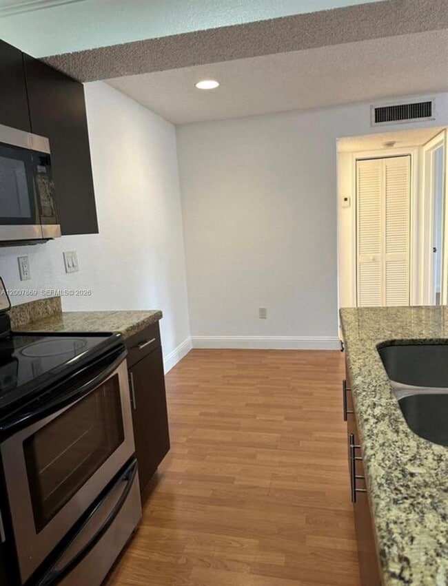 Photo - 15570 SW 105th Ln Unit 1718