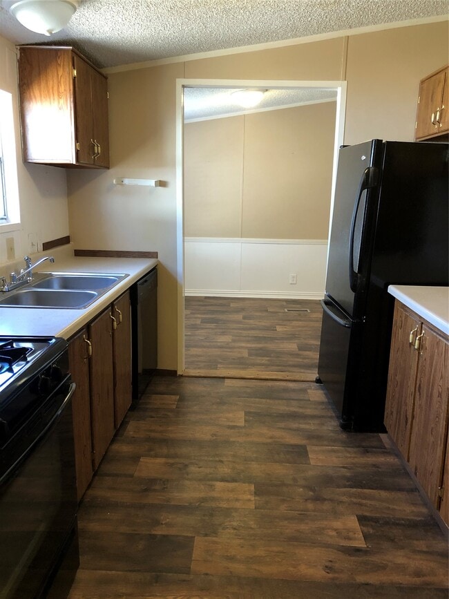 Photo - 22765 Hudson Rd