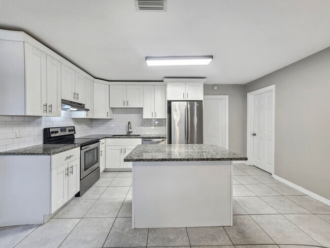 Photo - Adorable 3-Bedroom in Pinellas Park, FL