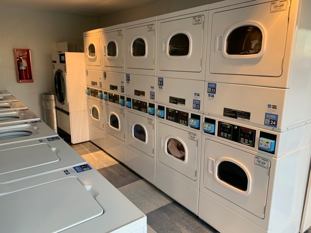 Photo - 4343 N Clarendon Ave