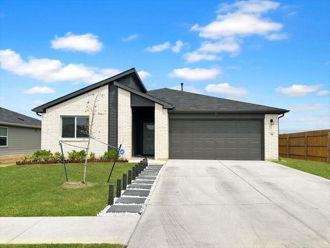 Building Photo - 730 Gladiola Lp