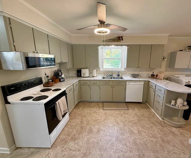 Photo - 1306 Peggy Ann Dr