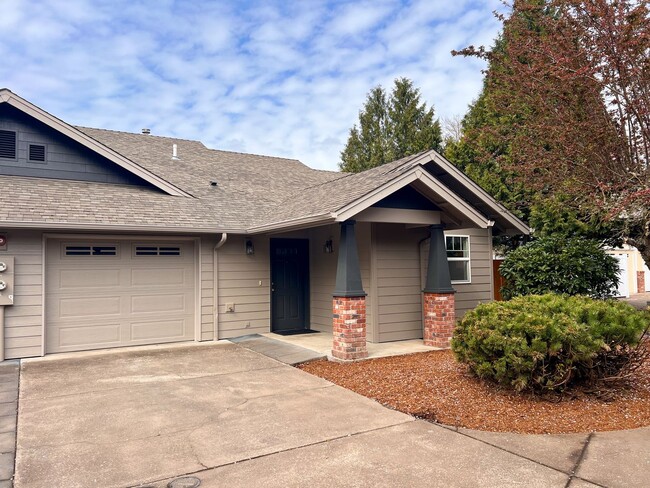 Building Photo - OWN969 Unit 622 E. GRANT ST