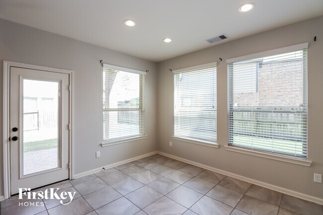 Photo - 2 Bellshill Cir