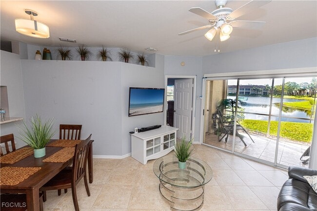 Photo - 12081 Summergate Cir Unidad 104