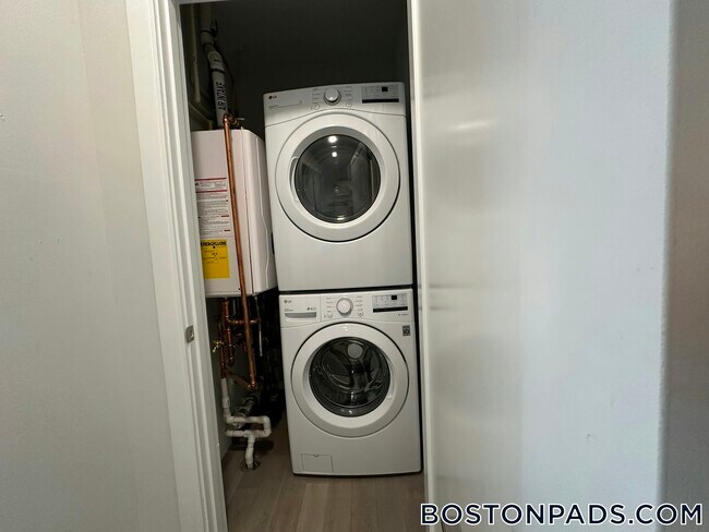 Photo - 152 Liverpool St Unit 305