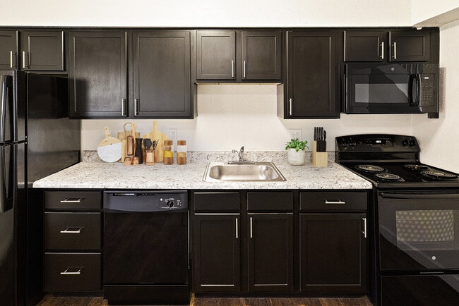 Metro Apartments at Wood River
