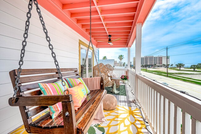 Photo - 3412 Ave S Unit 2