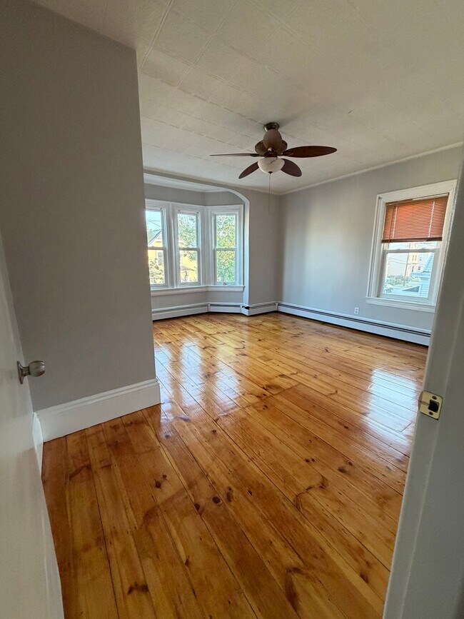 Photo - 90 Farnham St Unit 2