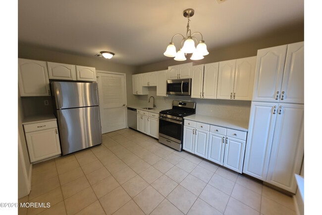 Photo - 283 Plum Dr