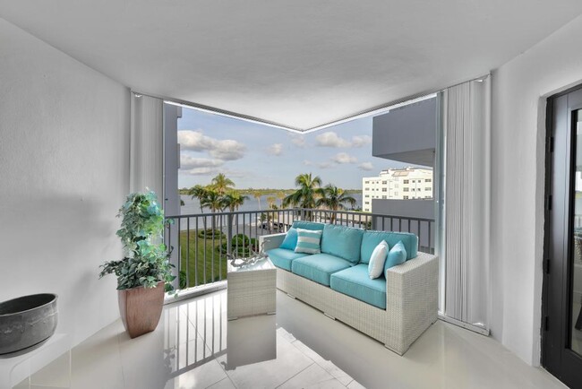 Building Photo - 2860 S Ocean Blvd Unit 402 Rental