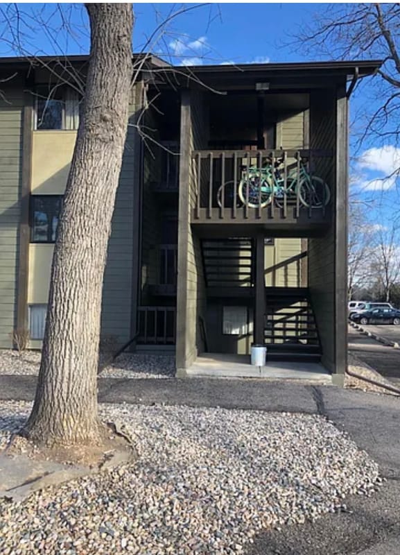 Building Photo - 925 Columbia Rd